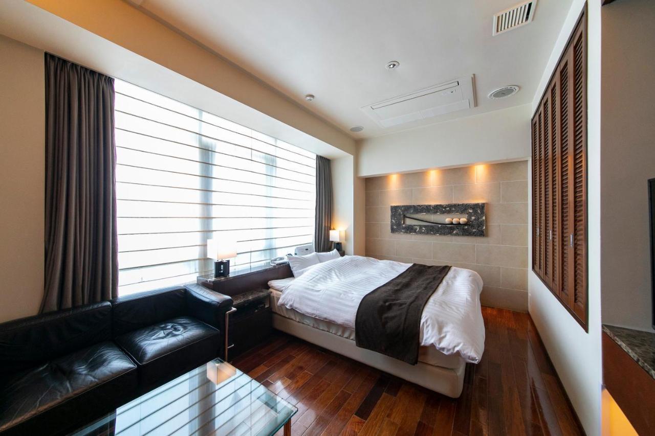 Hotel Aperto (Adults Only) โตเกียว ภายนอก รูปภาพ