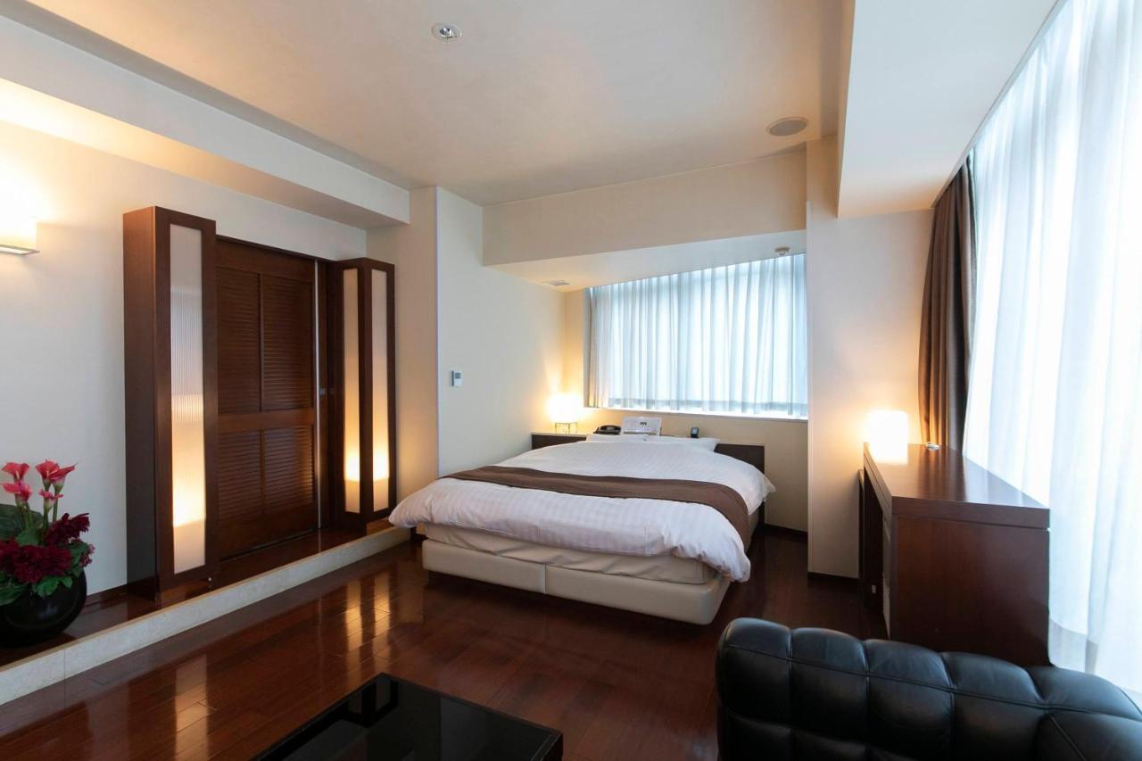 Hotel Aperto (Adults Only) โตเกียว ภายนอก รูปภาพ