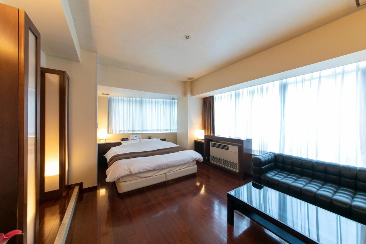 Hotel Aperto (Adults Only) โตเกียว ภายนอก รูปภาพ