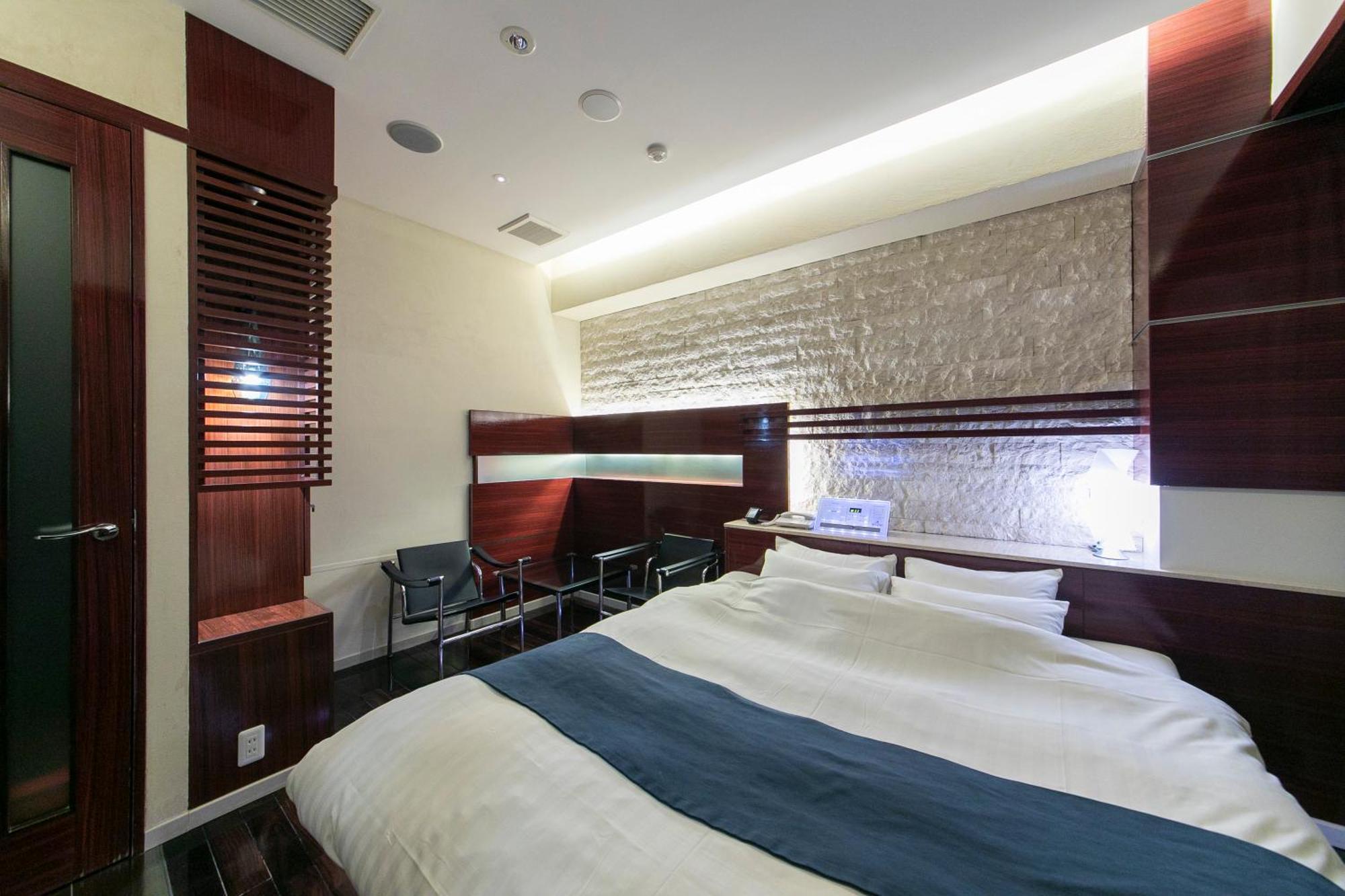 Hotel Aperto (Adults Only) โตเกียว ภายนอก รูปภาพ